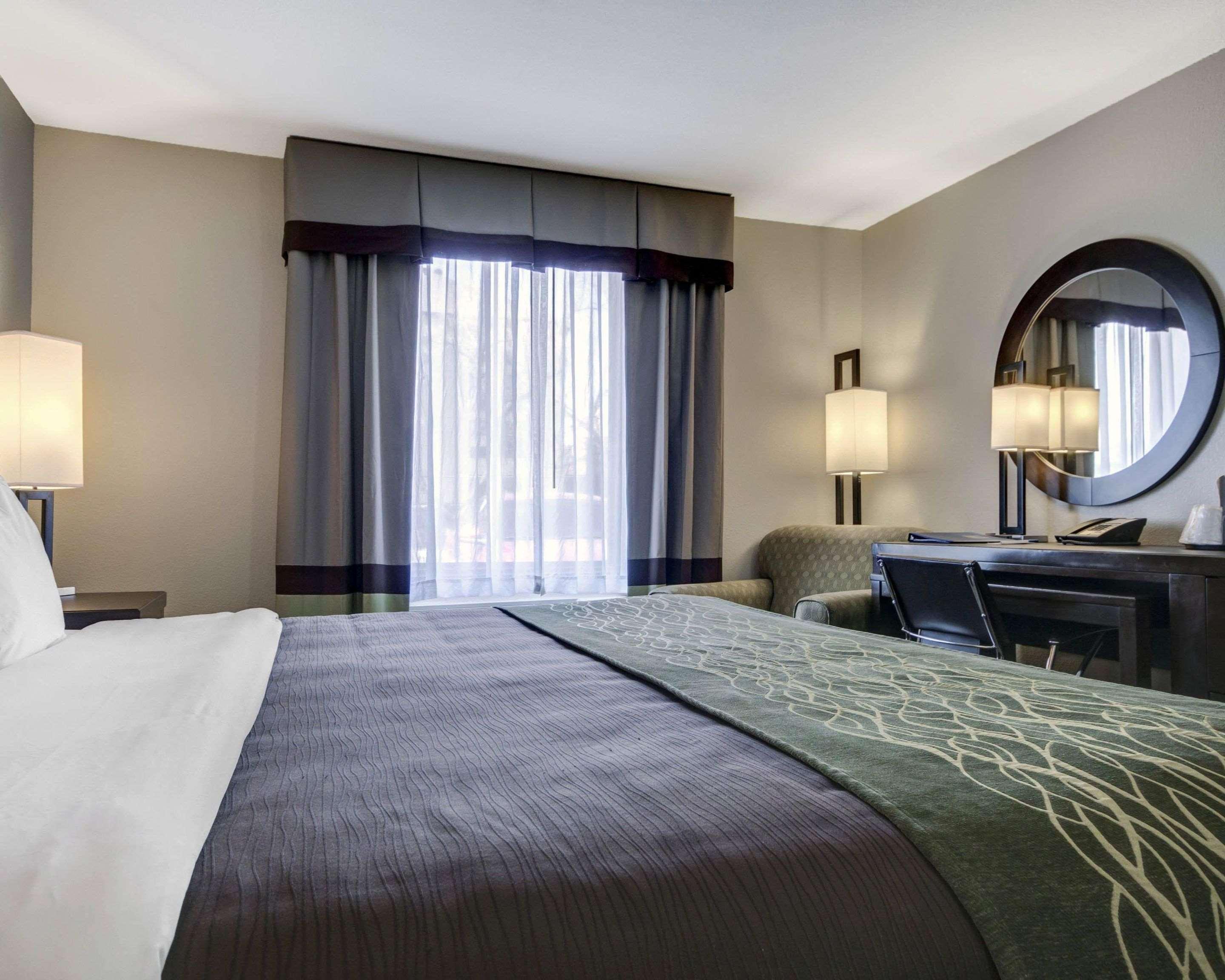 Comfort Inn & Suites I-10 Airport Эль-Пасо Экстерьер фото
