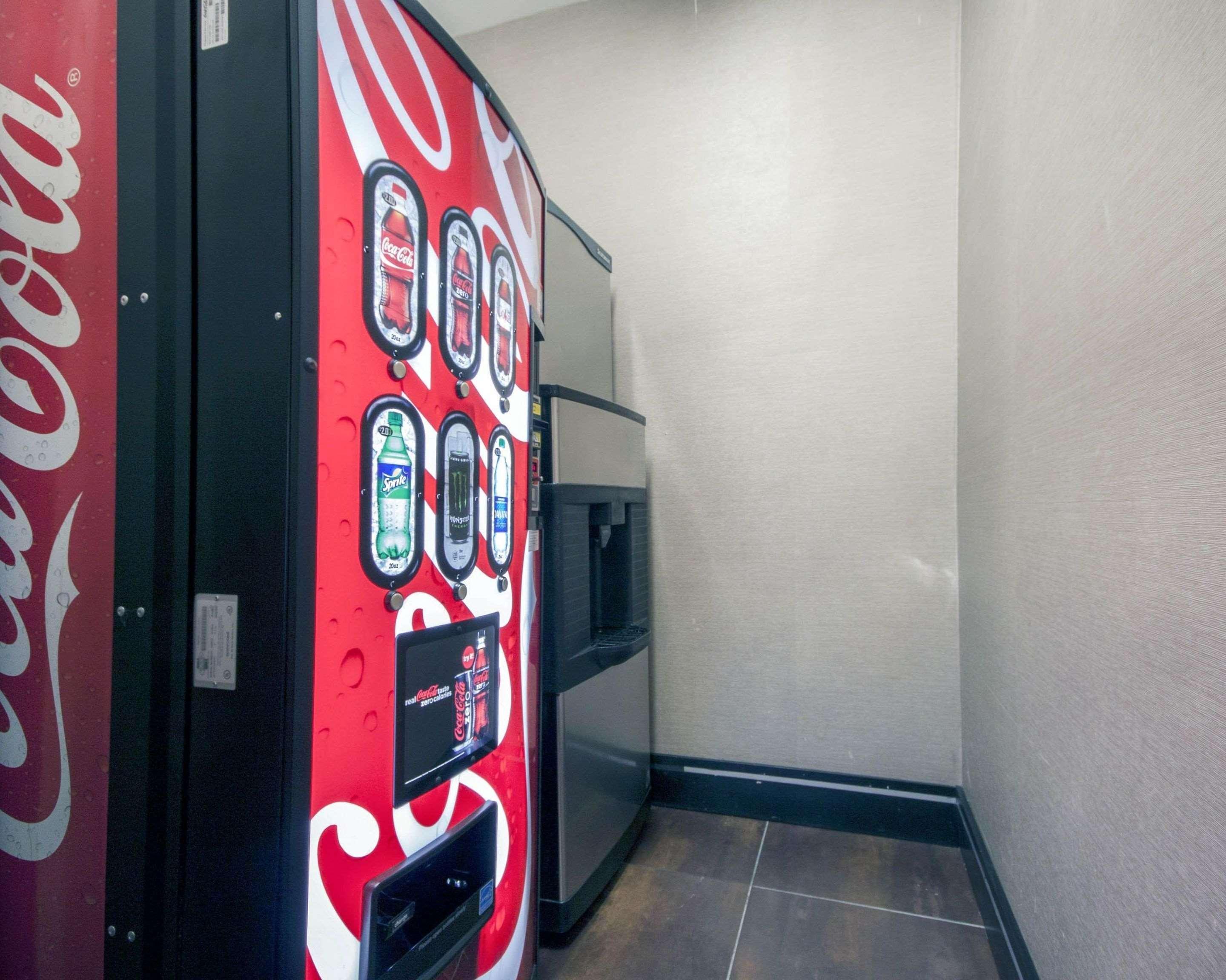 Comfort Inn & Suites I-10 Airport Эль-Пасо Экстерьер фото